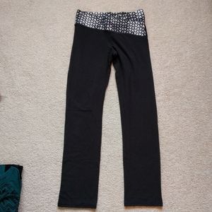 Victoria's Secret VSX bootcut leggings, medium